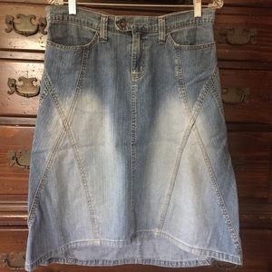 ♥️Faded denim skirt ♥️